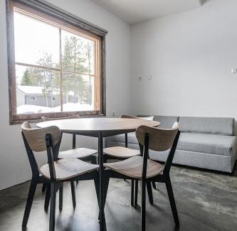 Pyhatunturi House | Cottage, SleepWell, Pyhäranta, sauna, lakeside