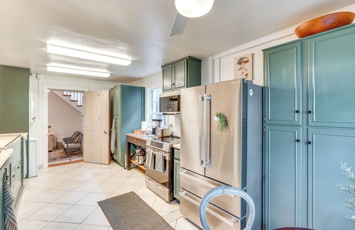 Leesburg's Old and Historic District Cottage | Cottage w/Furnished Patio & Garden: Dtwn Leesburg