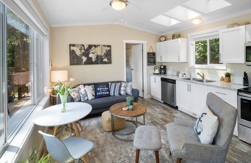 Sooke Cottage | Cottage w/Ocean Views, Hot Tub, Private Beach