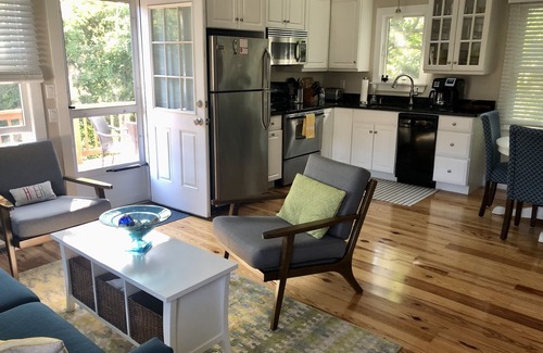 North Truro Cottage | Cottage with bonus living area in N. Truro, on the beautiful Outer Cape