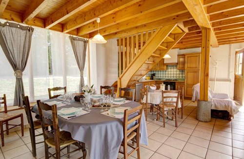 Les Salles Cottage | Cottage with fireplace, garden, and Wi-Fi in Les Salles