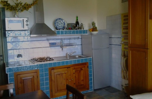 Orosei House | Cottage with marvelous sea views, 300 meters from the beach and rocks, Orosei