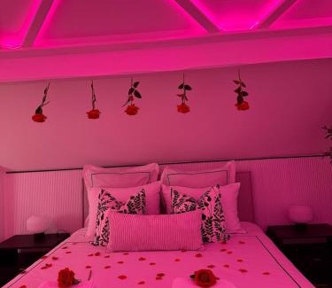 Cergy House | Cottage with private hot tub 30 min from Paris