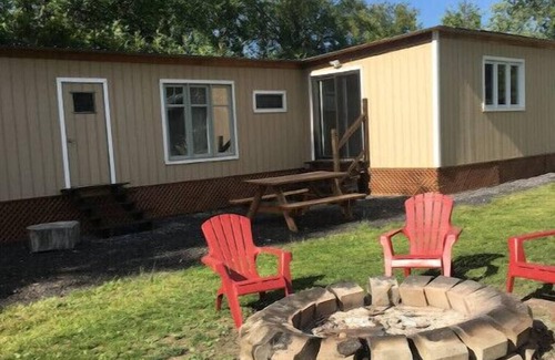 Alburg Cabin | Cottage with sunset view and much more
