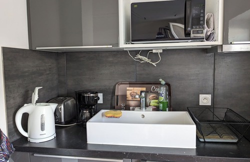 Blois Apartment | Cottage with terrace and parking.