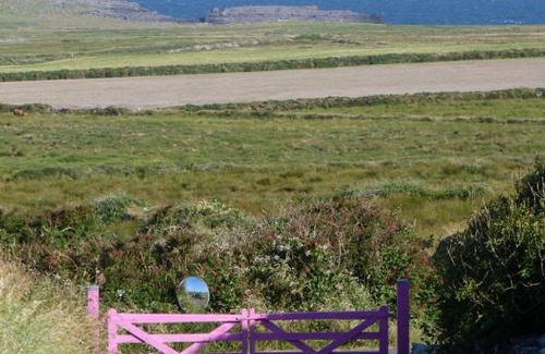 Valentia Island House | Cottage with the Pink Gate