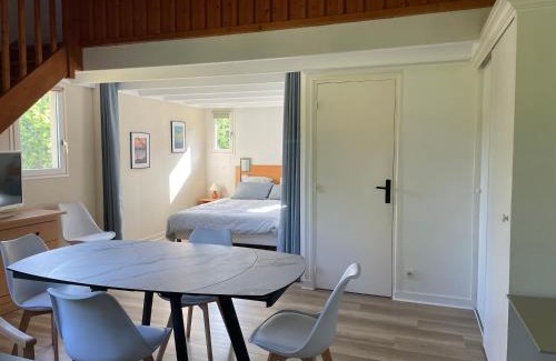 Ploermel House | Cottage YVEL au Pied du lac au Duc, son Golf et sa Base Nautique