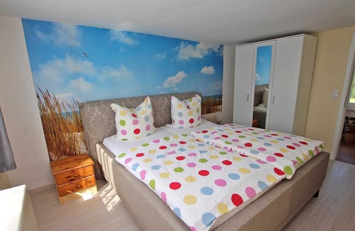 Wanzka House | Cottages Hoffelde SEE 8070 - SEE 8072 - small FH poppy