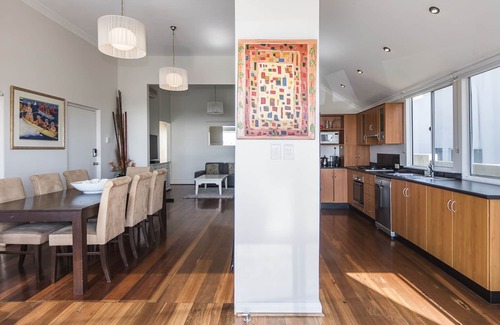 Cottesloe House | Cottesloe Beach House - Beach front with amazing views and pool
