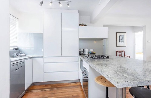Cottesloe Apartment | Cottesloe Seadragon Apartment - Executive Escapes