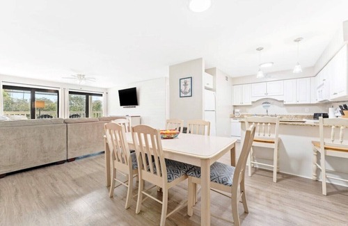 Orange Beach Condo | Cotton Bayou 2A is a private beach getaway! Condo located on the 1st floor