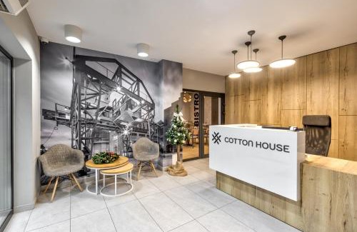 Lodz Apartment | Cotton House