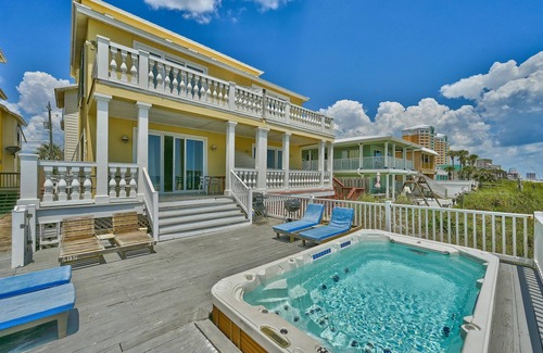 Silver Sands Beach Villa | Cotton Sails - On the Beach - Plunge Pool!