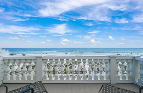Silver Sands Beach Villa | Cotton Sails - On the Beach - Plunge Pool!