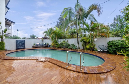 Maroochydore Apartment | Cotton Tree Tranquil Gem 2 Bedroom Central Townhouse