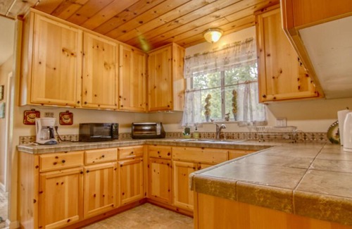 Groveland House | Cottonwood Cabin at Pine Mountain Lake