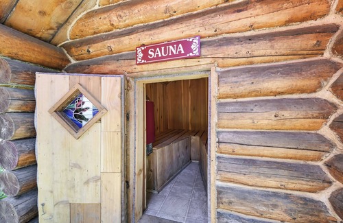 Hope Cabin | Cottonwood Valley Cabin - an Alaskan long cabin right on Bear Creek Pond