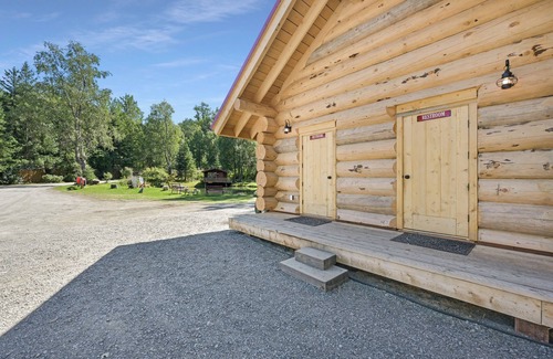 Hope Cabin | Cottonwood Valley Cabin - an Alaskan long cabin right on Bear Creek Pond