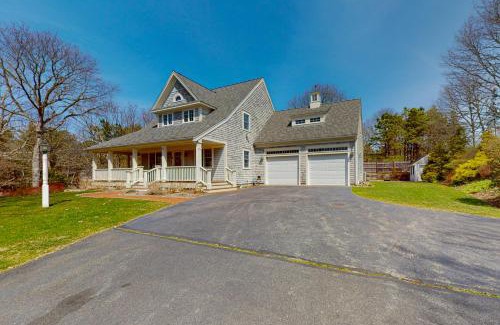Cotuit House | Cotuit Mannor