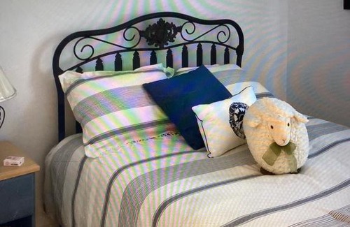 La Patrie Bed & Breakfast | Couette et café au Crépuscule