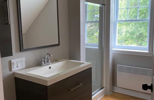 La Patrie Bed & Breakfast | Couette et café au Crépuscule