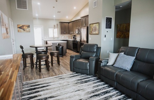 Overgaard Cabin | Cougar Canyon Unit B