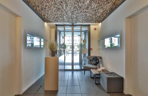 Rochefort Apartment | Couleur basilic
