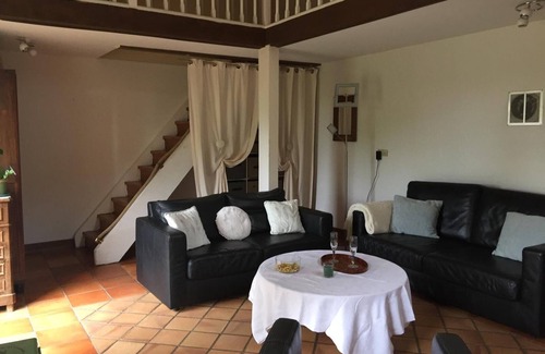Saint-Sulpice-de-Faleyrens House | Country house with enclosed garden, ideal for medium or long stays