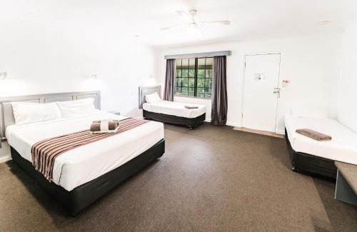 Coffs Harbour Hotel | Country 2 Coast Motor Inn Coffs Harbour