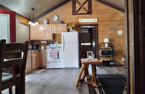Peebles Cabin | Country Cabin in Amish Country