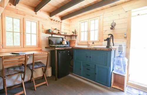 Duncan Cabin | Country Cabin Near the Cowichan River