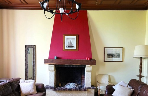 Torxe House | Country chateau amidst the sunflowers, private pool, sleeps up to 16