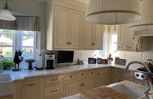 Los Cerritos House | Country Club Home, near Long Beach Airport, LAX, beautiful Bixby Knolls, CA.