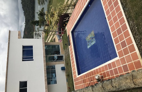 Calima Ski Chalet | Country house on Lake Calima to rest a weekend
