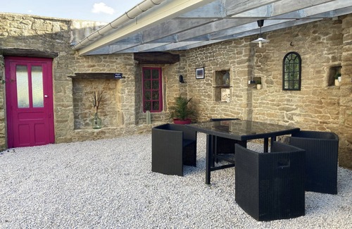 Vicq-sur-Mer Cottage | country cottage 2 km from the sea.