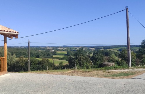 Thenac Ski Chalet | Country cottage in the Dordogne.