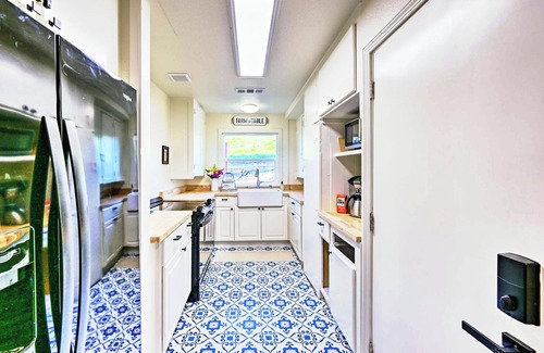 Woodlake Other | Country Farmhouse in Woodlake - close 2 Sequoia Park, Three Rivers & Lake Kaweah