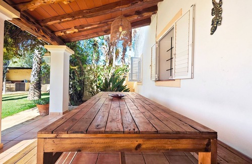 Sant Joan de Labritja House | Country Home 'Cas Ramons' with Mountain View, Wi-Fi and Air Conditioning
