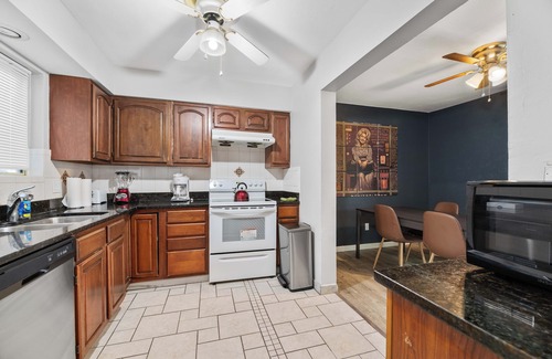 Richardson House | Country Happiness-4-Bedroom Delight in Countryside