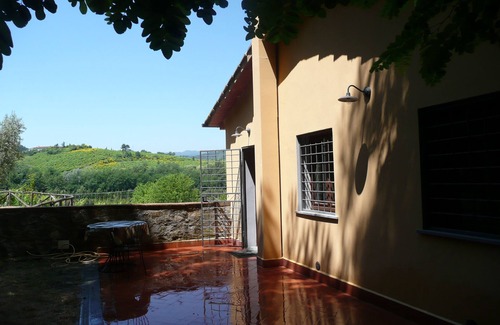Serravalle Pistoiese House | country house- oratory- with private garden