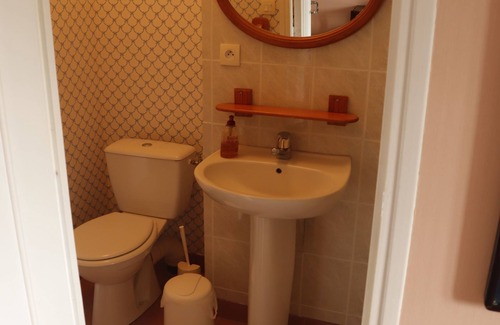 Assigny Bed & Breakfast | Country home in the heart of France, 20 minutes away from Sancerre