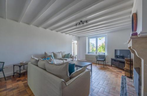 Mandeville-en-Bessin House | Country House