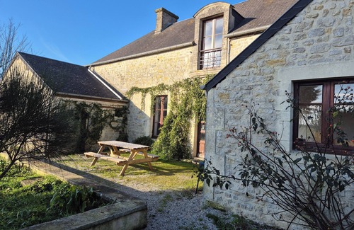 Longueville House | Country house 10min from the landing beaches Omaha Beach