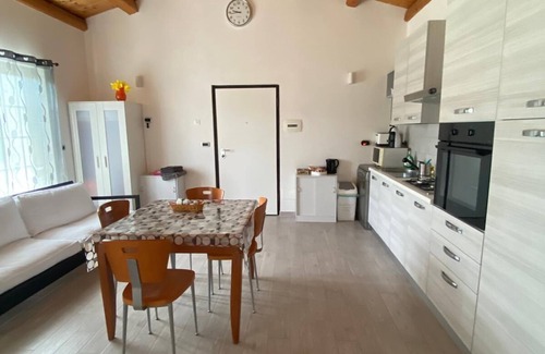 Sulmona House | Country house 5 minutes from downtown with garden and private parking space