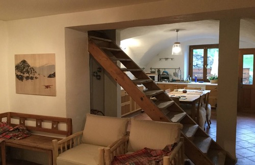 Montgenevre House | Country house at the foot of cross-country ski trails in winter and hiking in summer