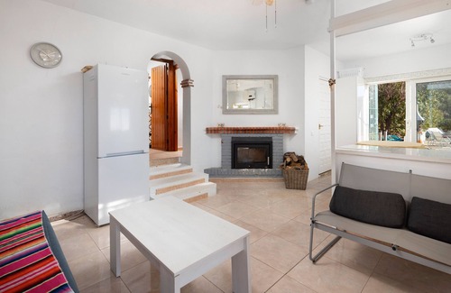 Periana Villa | Country House 'Carrion' with Sea View, Wi-Fi and Air Conditioning