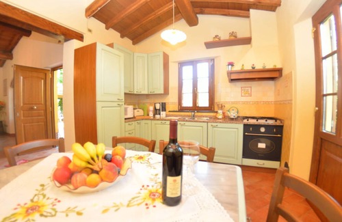 Capannori Other | Country House/Farm House in Capannori with 1 bedrooms sleeps 2