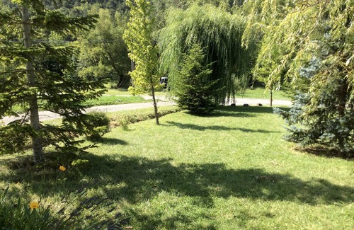 Bezaudun-sur-Bine Villa | Country house sleeps 15 Ideal for holidays with family or friends