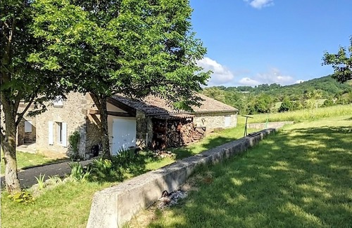 Bezaudun-sur-Bine Villa | Country house sleeps 15 Ideal for holidays with family or friends