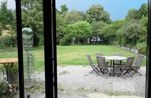 Canville-la-Rocque House | Country House in Normandy near Portbail Beach